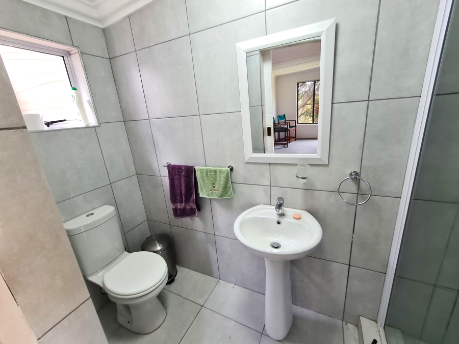 4 Bedroom Property for Sale in Wavecrest Eastern Cape